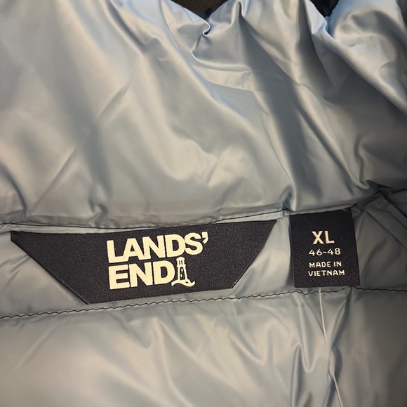 Men's Ultra Lightweight Lands EndDown Vest. Size XL. NWT - Picture 3 of 9